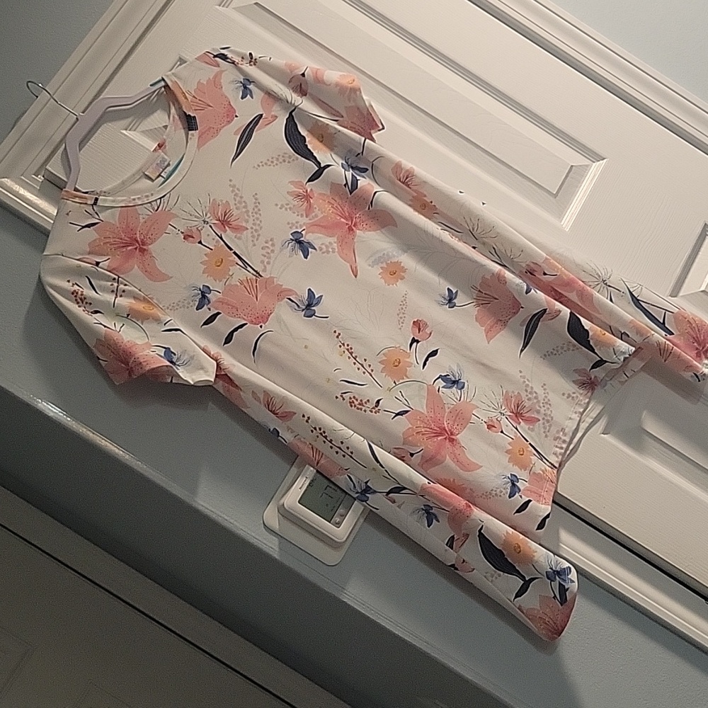 Lularoe Top